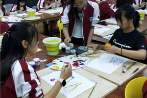 北京市朝陽區(qū)北外同文外國語學(xué)校藝術(shù)課