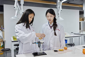 北京一土學(xué)校實驗室