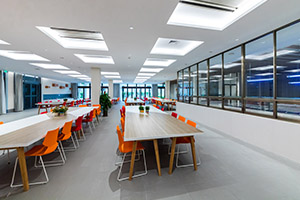 藍灣未來領(lǐng)導(dǎo)力學(xué)校校園環(huán)境