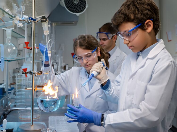 北京君誼國(guó)際學(xué)校官網(wǎng)