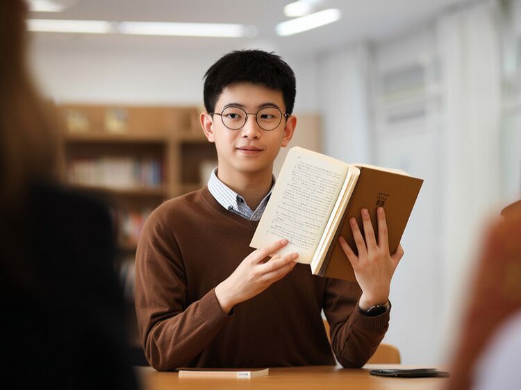 巴黎國際時裝藝術(shù)學(xué)院