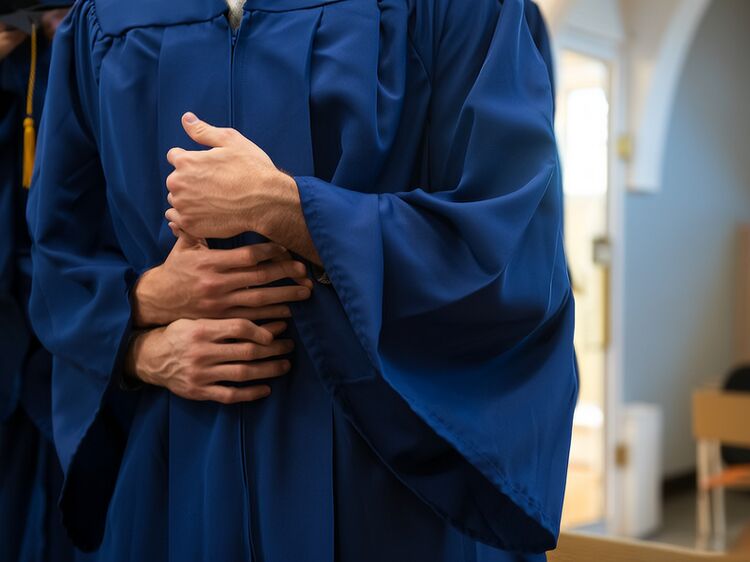 貝賽思高校國(guó)際