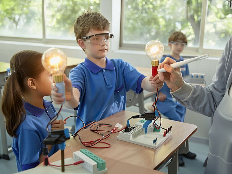 八十中國(guó)際初中