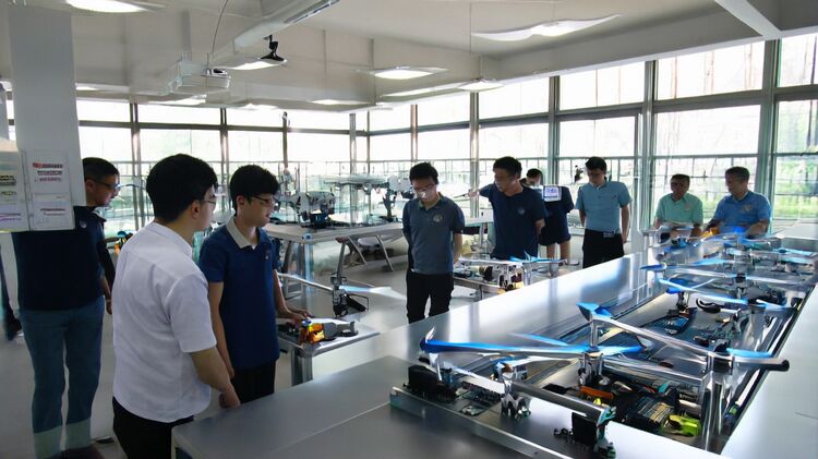 成都美視國(guó)際學(xué)校課程