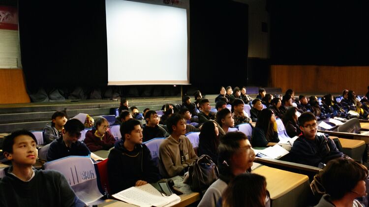 上海初中部國(guó)際學(xué)校