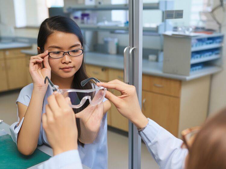 東麗國(guó)際高中學(xué)費(fèi)一年多少錢